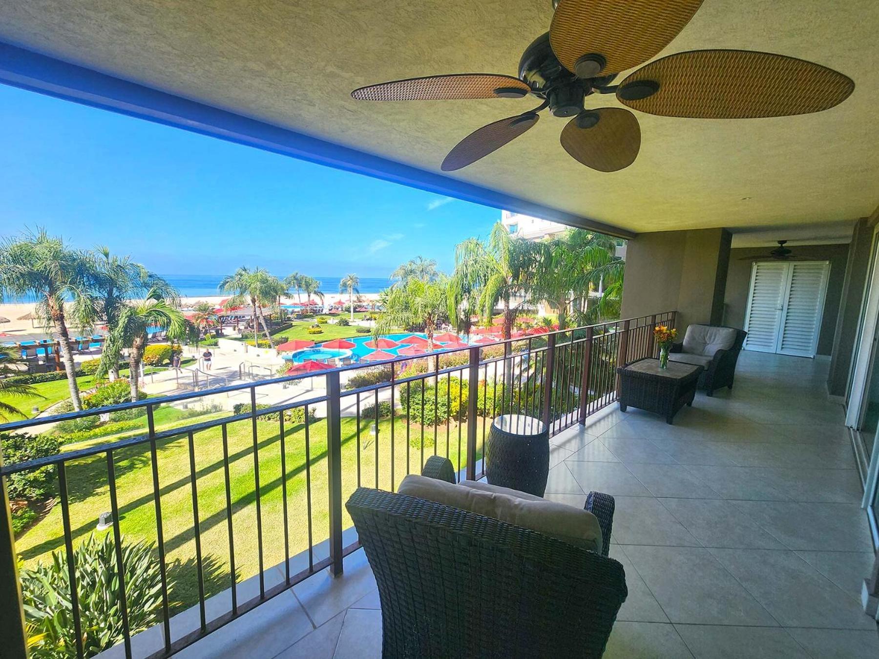 Amazing Views, Beachfront Grand Venetian Puerto Vallarta Exterior photo